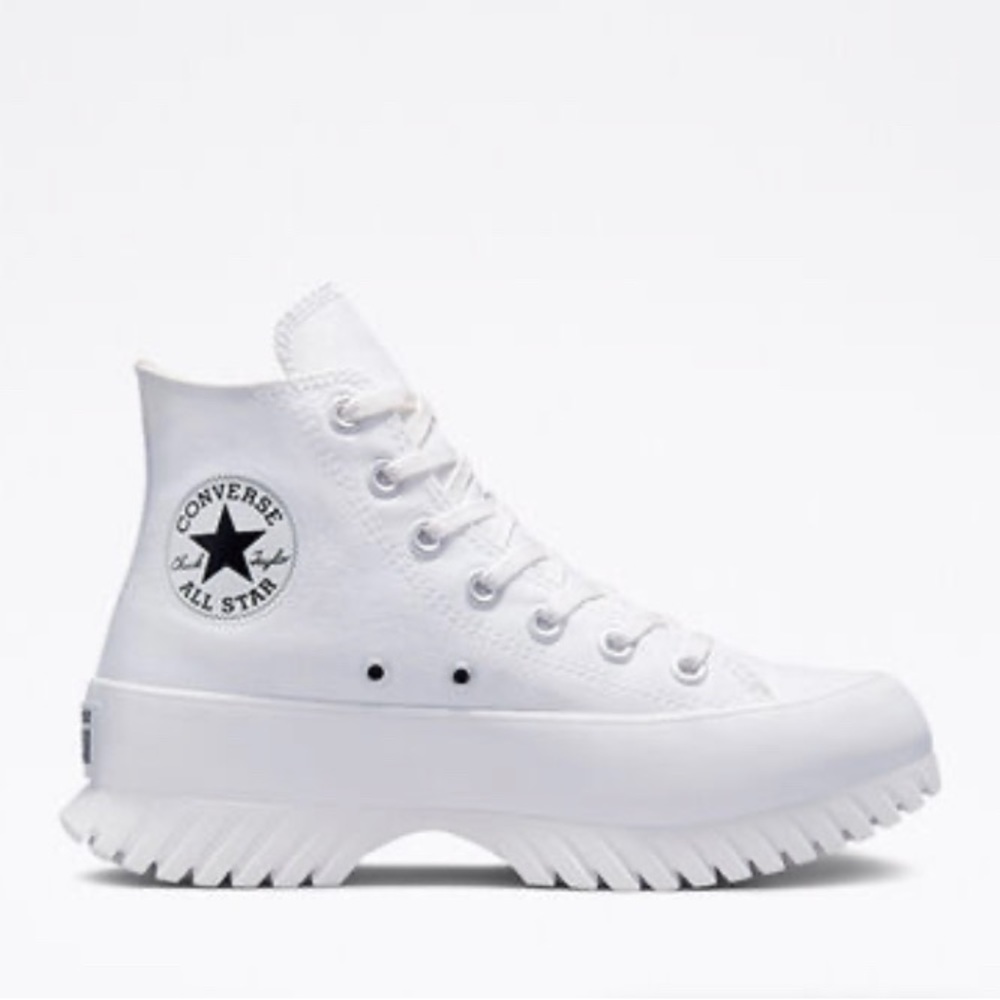 Chuck Taylor All Star Lugged 2.0 unisex high tops! New without tags